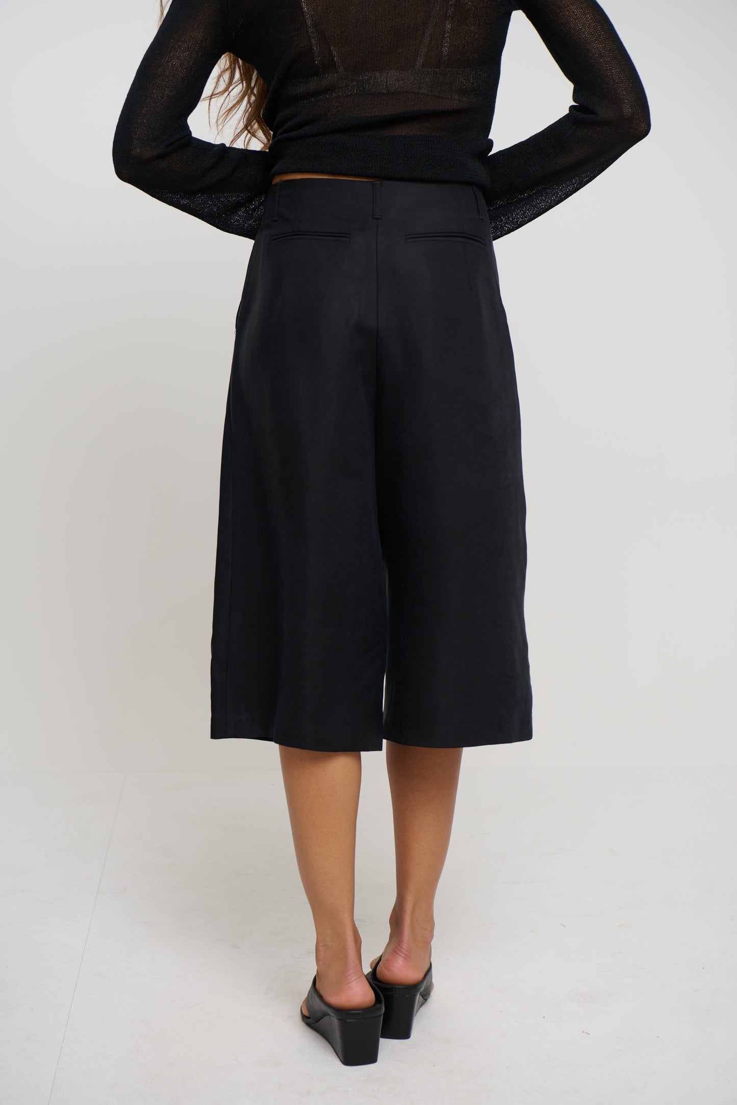 Alex Short Black