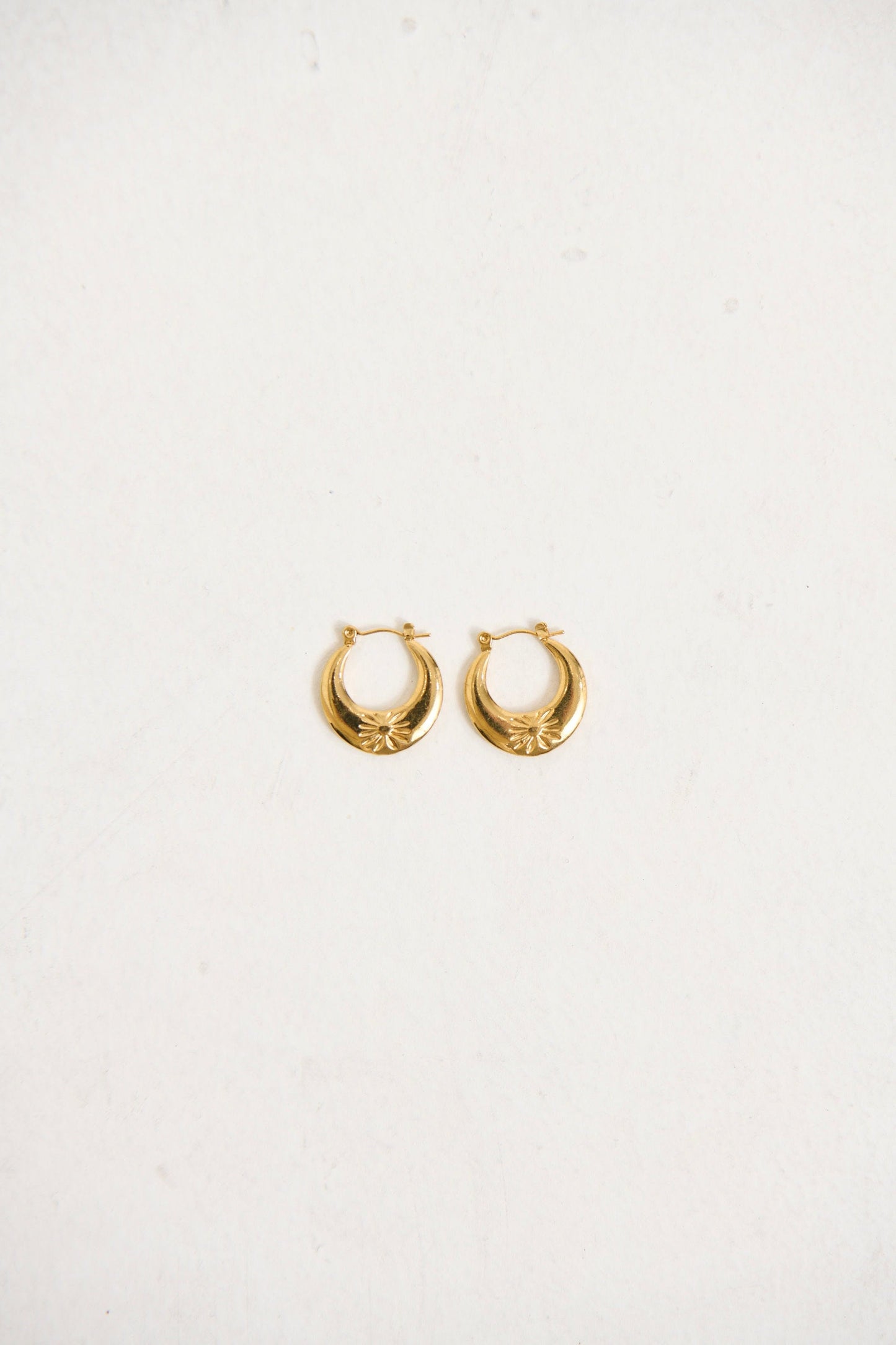 Heidi Hoop Earring Gold