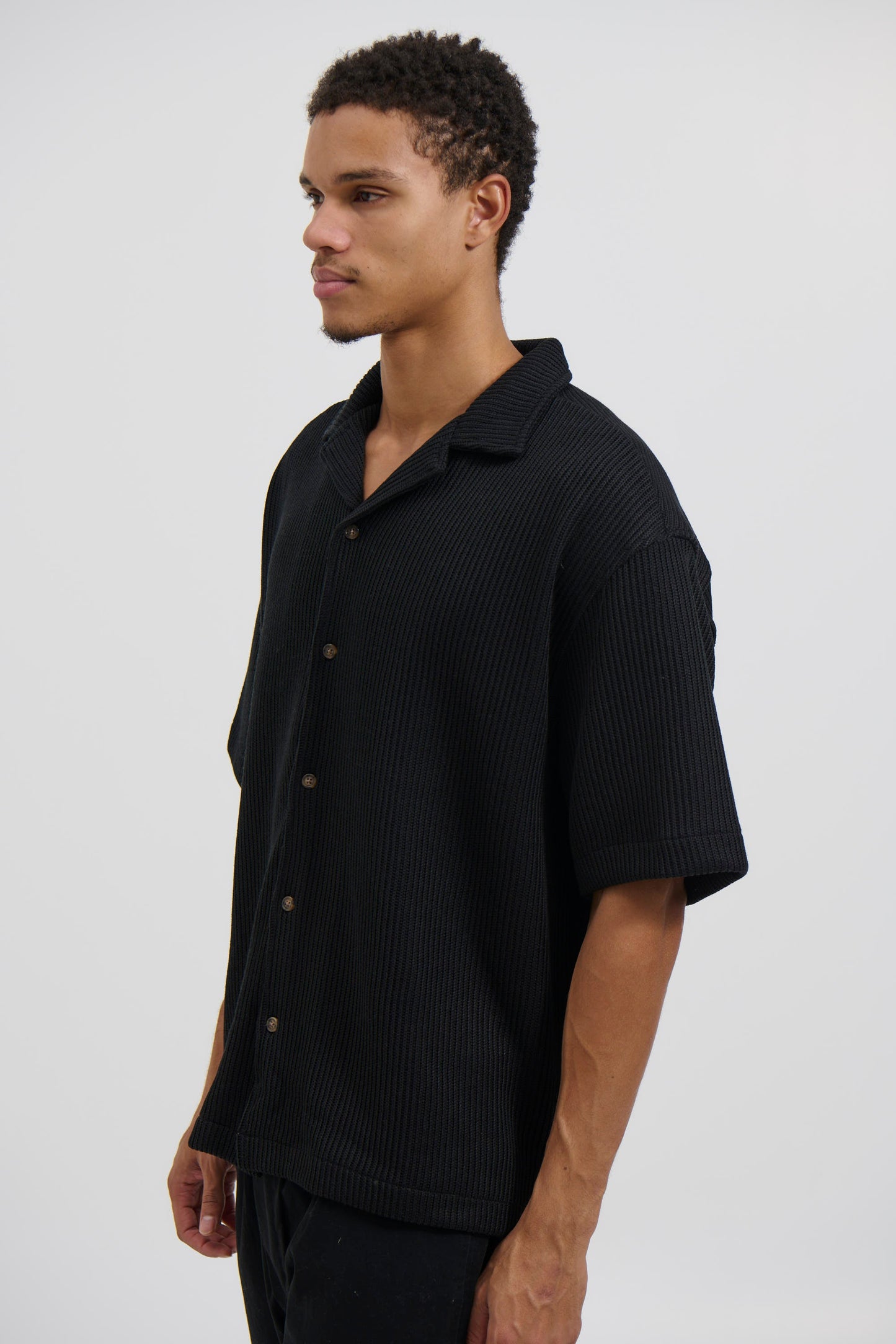 Chad Knitted Shirt Black - FINAL SALE