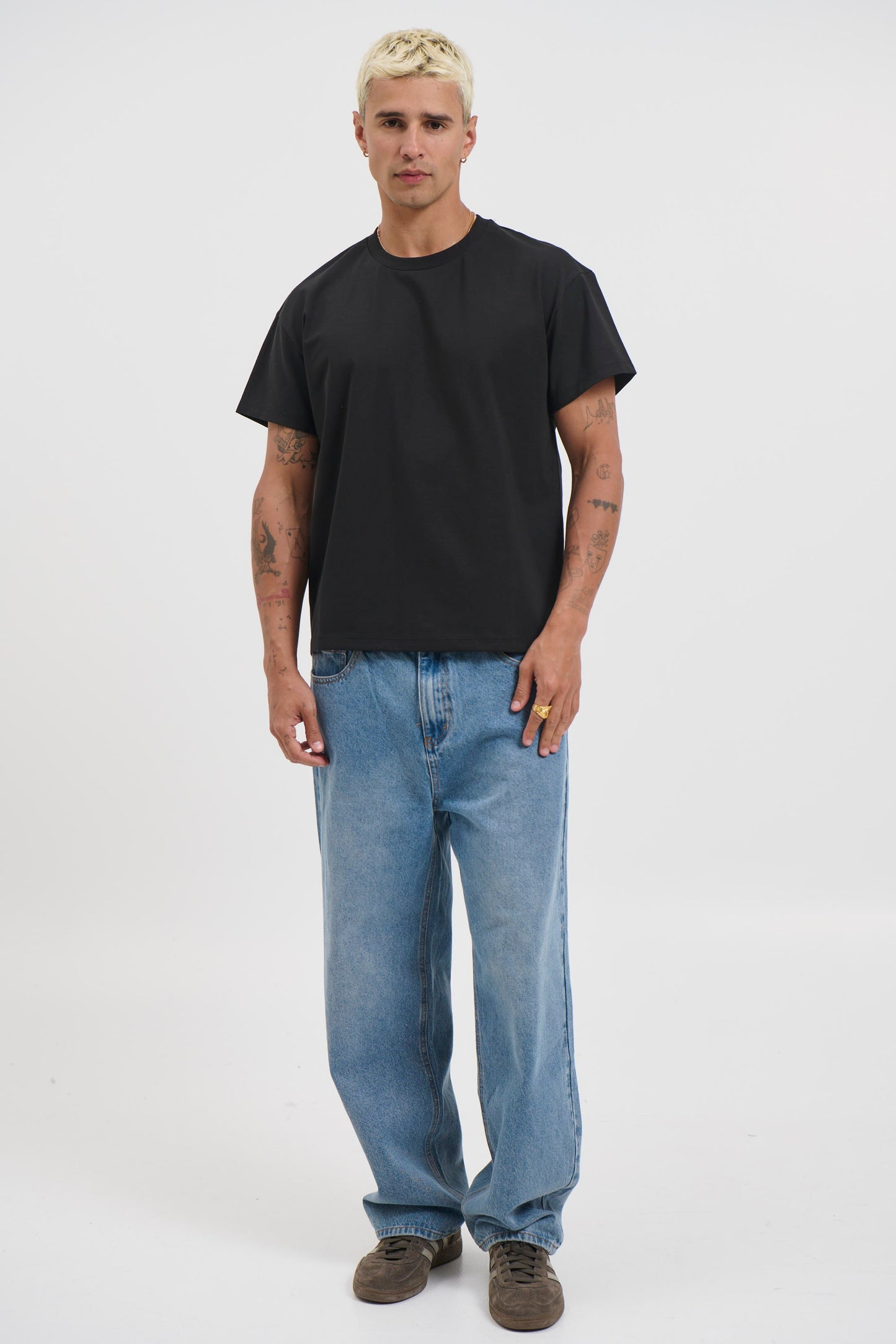 Fitted Stretch Tee Black - FINAL SALE