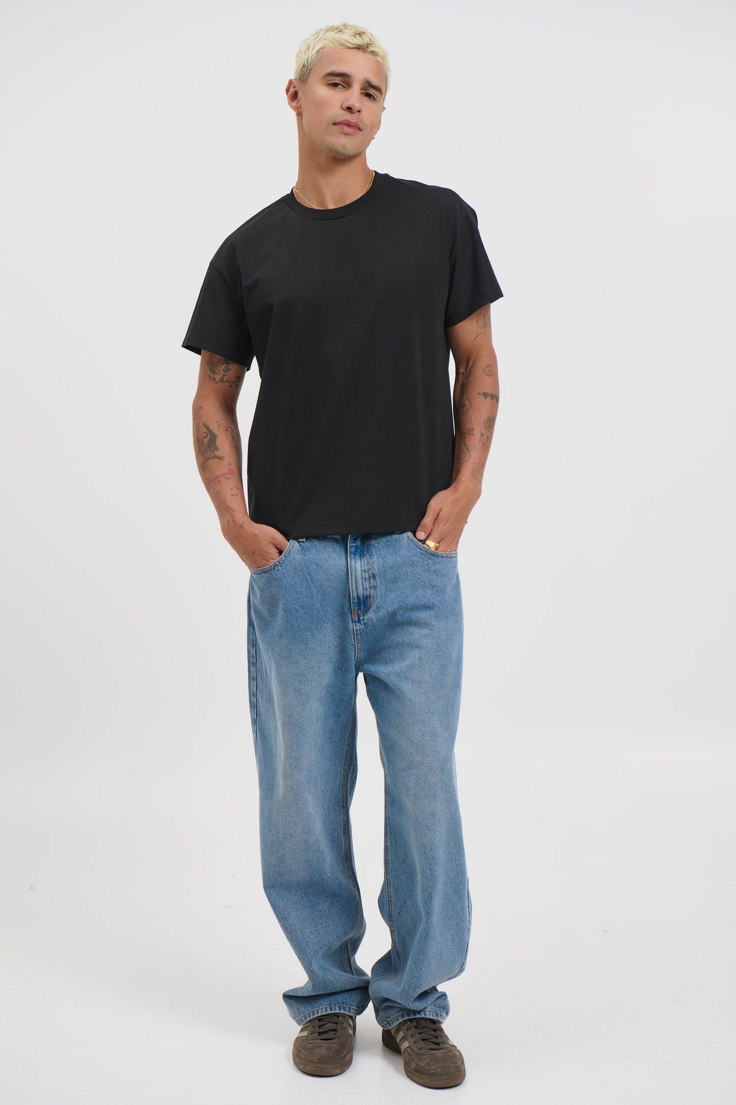 Fitted Stretch Tee Black - FINAL SALE