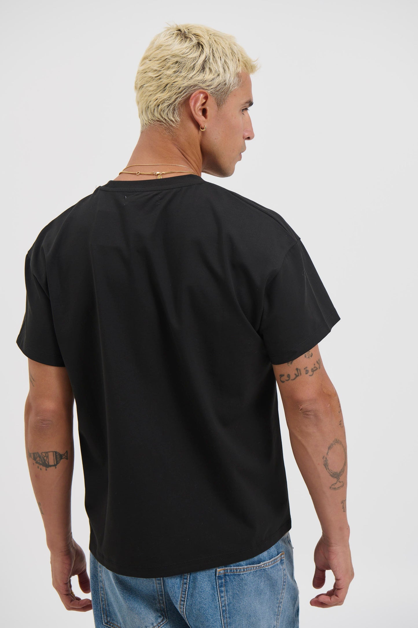 Fitted Stretch Tee Black - FINAL SALE