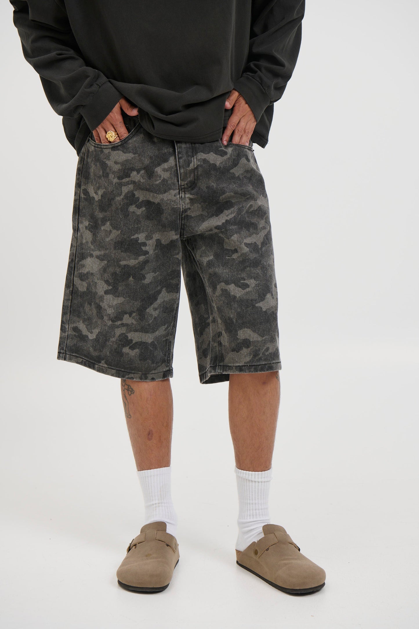 Camo Baggy Short Khaki