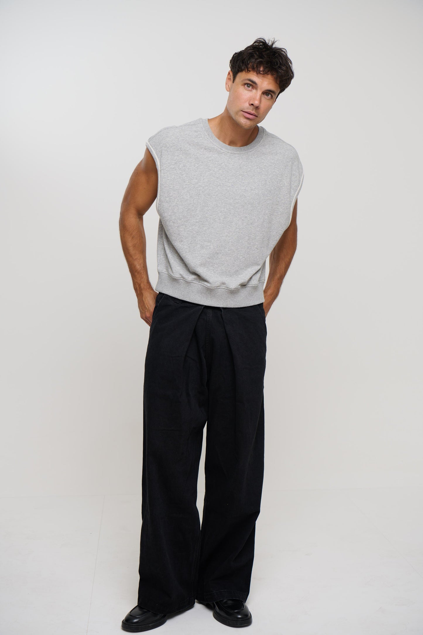 Cropped Fleece Ribbed Tank Grey