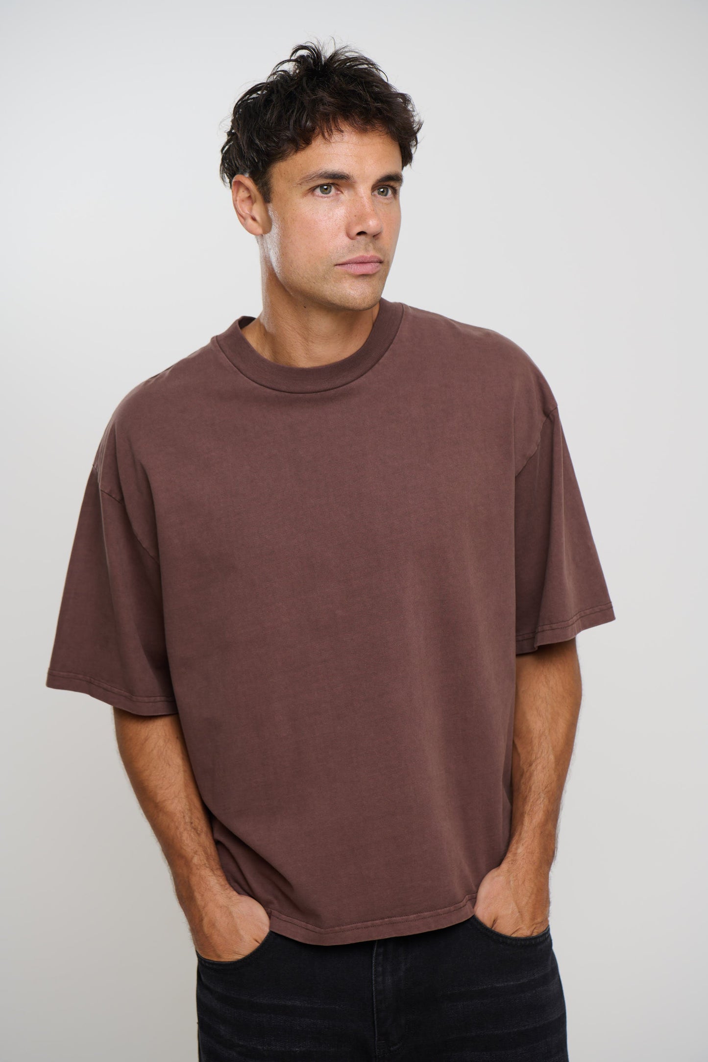 Emmett Box Tee Chocolate