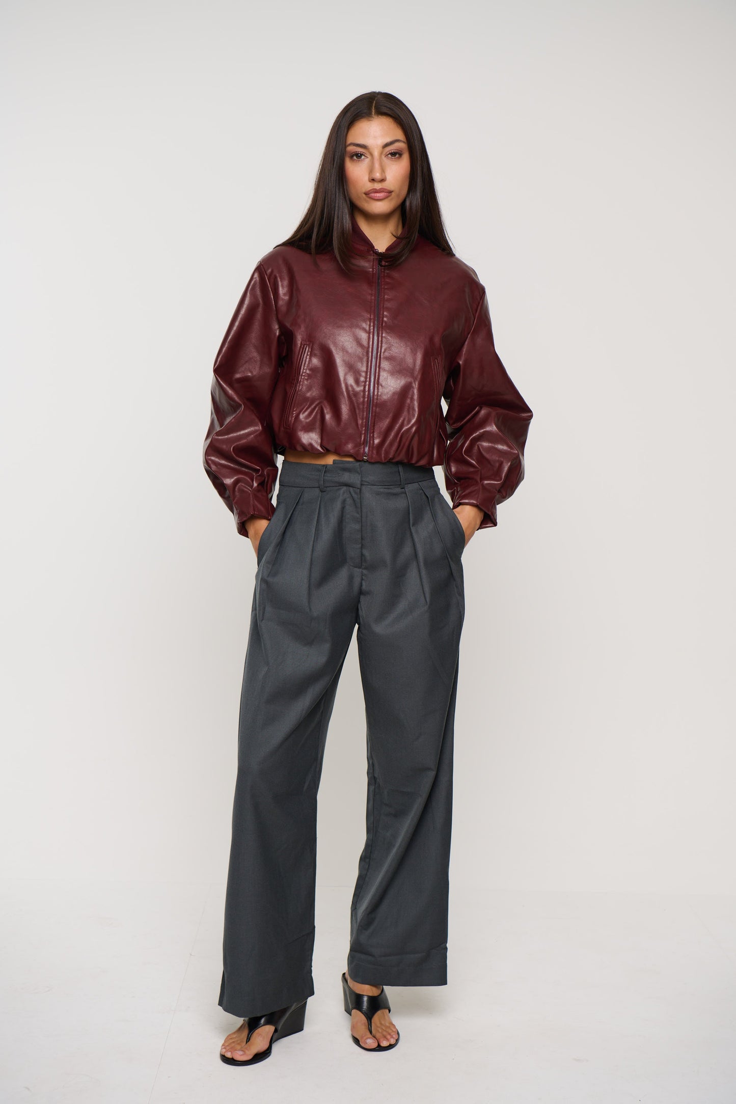 Clara Bomber Wine