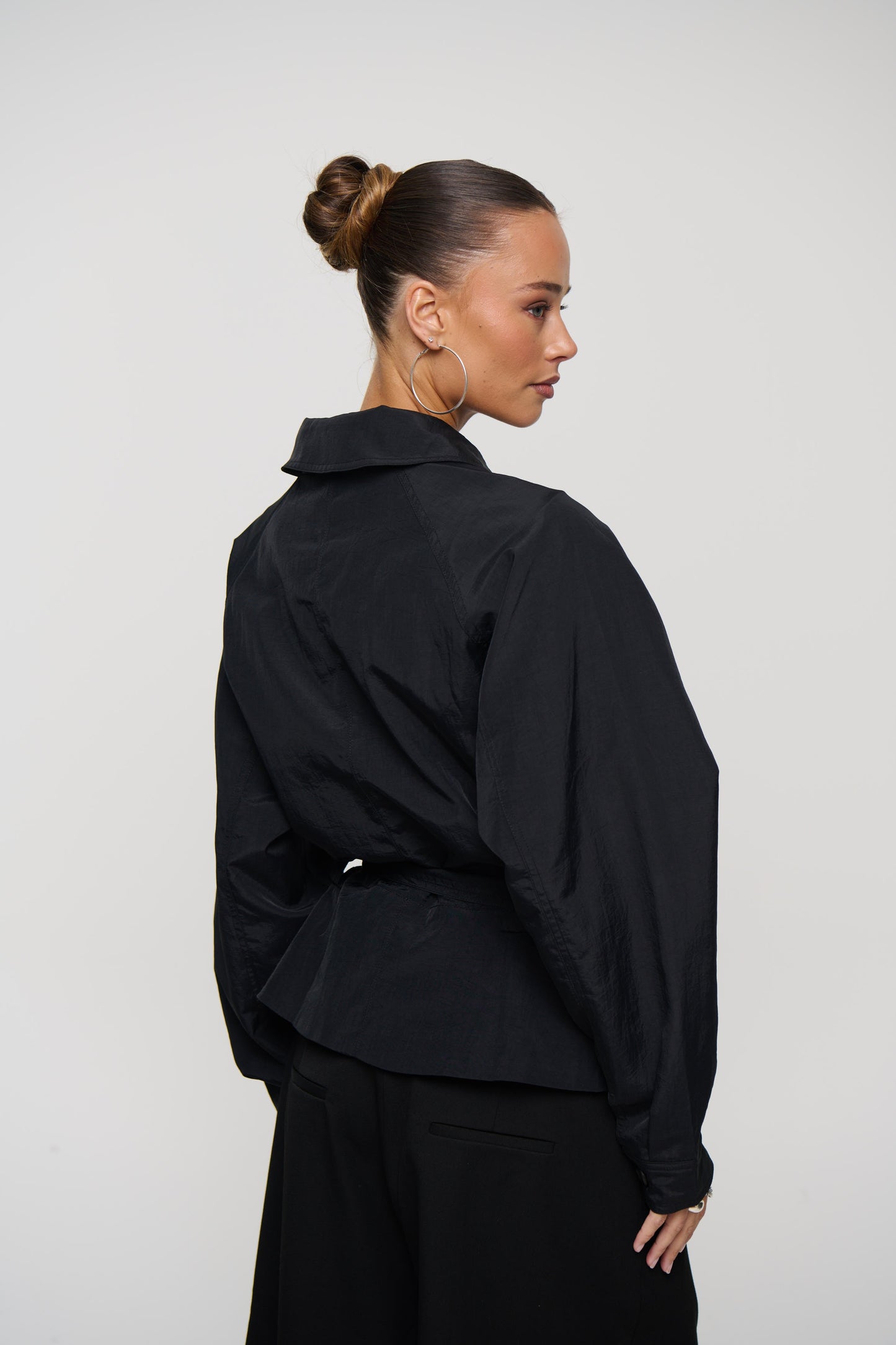 Gigi Cropped Trench Black