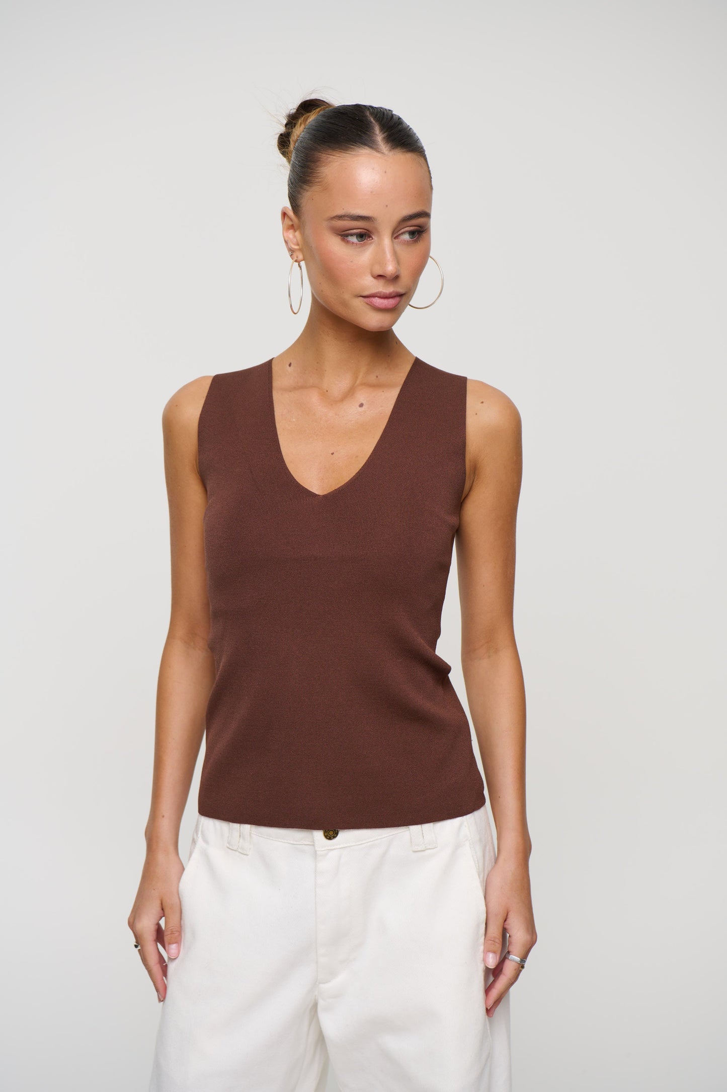 Isla V Neck Tank Chocolate