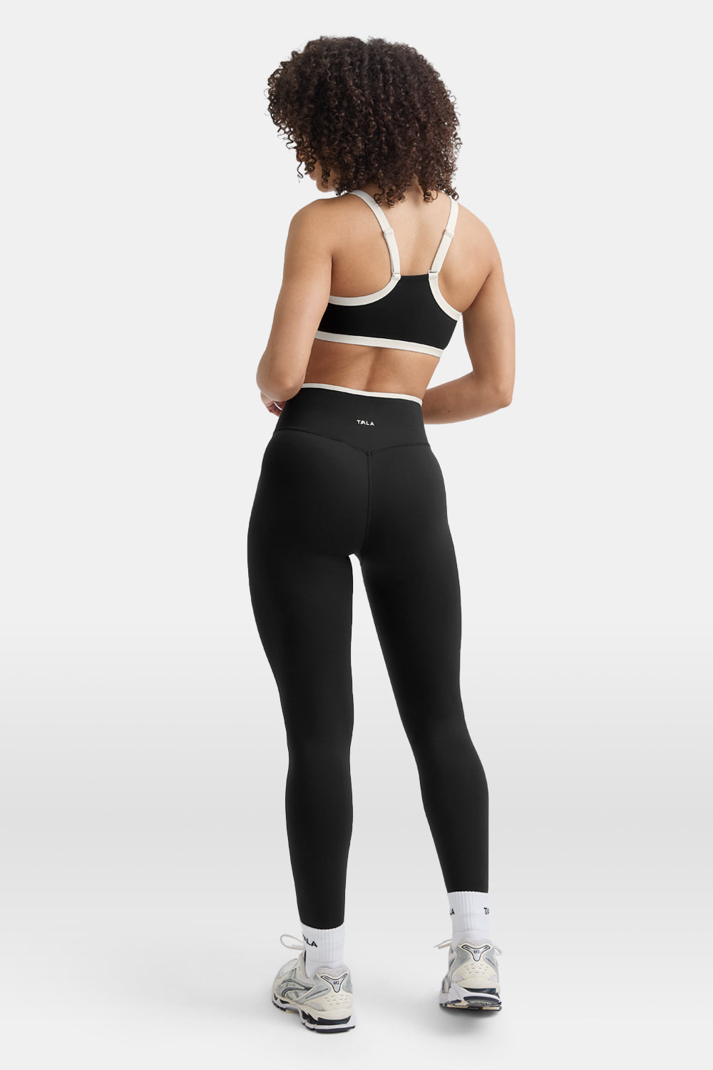 DayFlex Bandeau Sports Bra - Shadow Black / Ivory