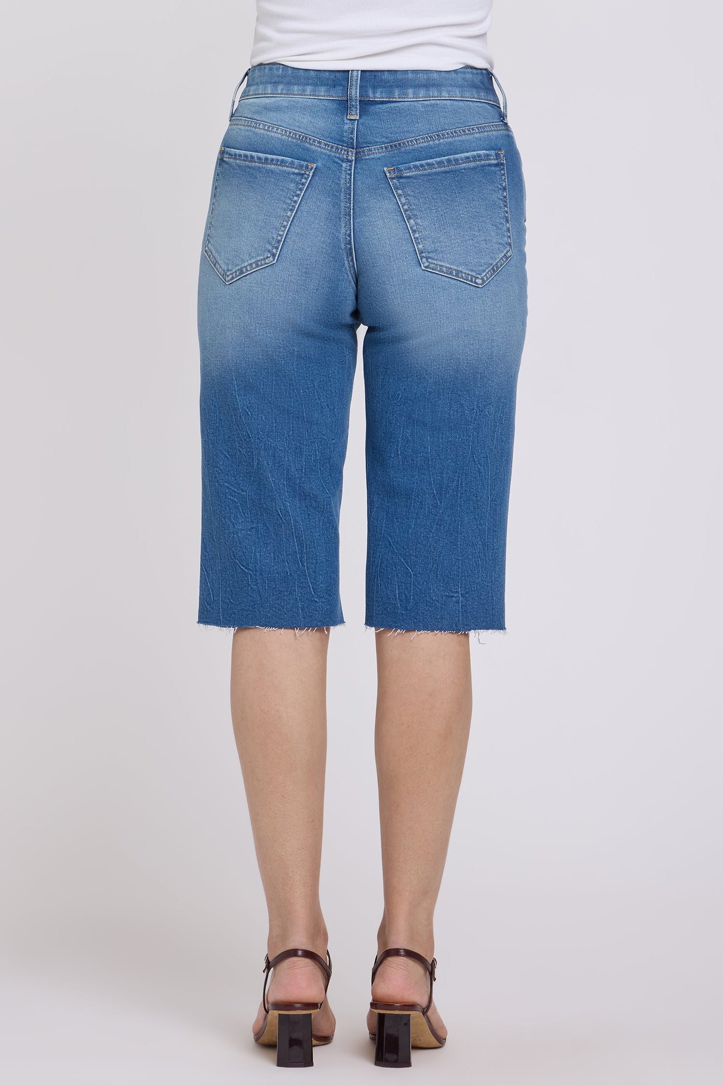 Kristie '80s Bermuda Denim Shorts In Petite - Pacifica