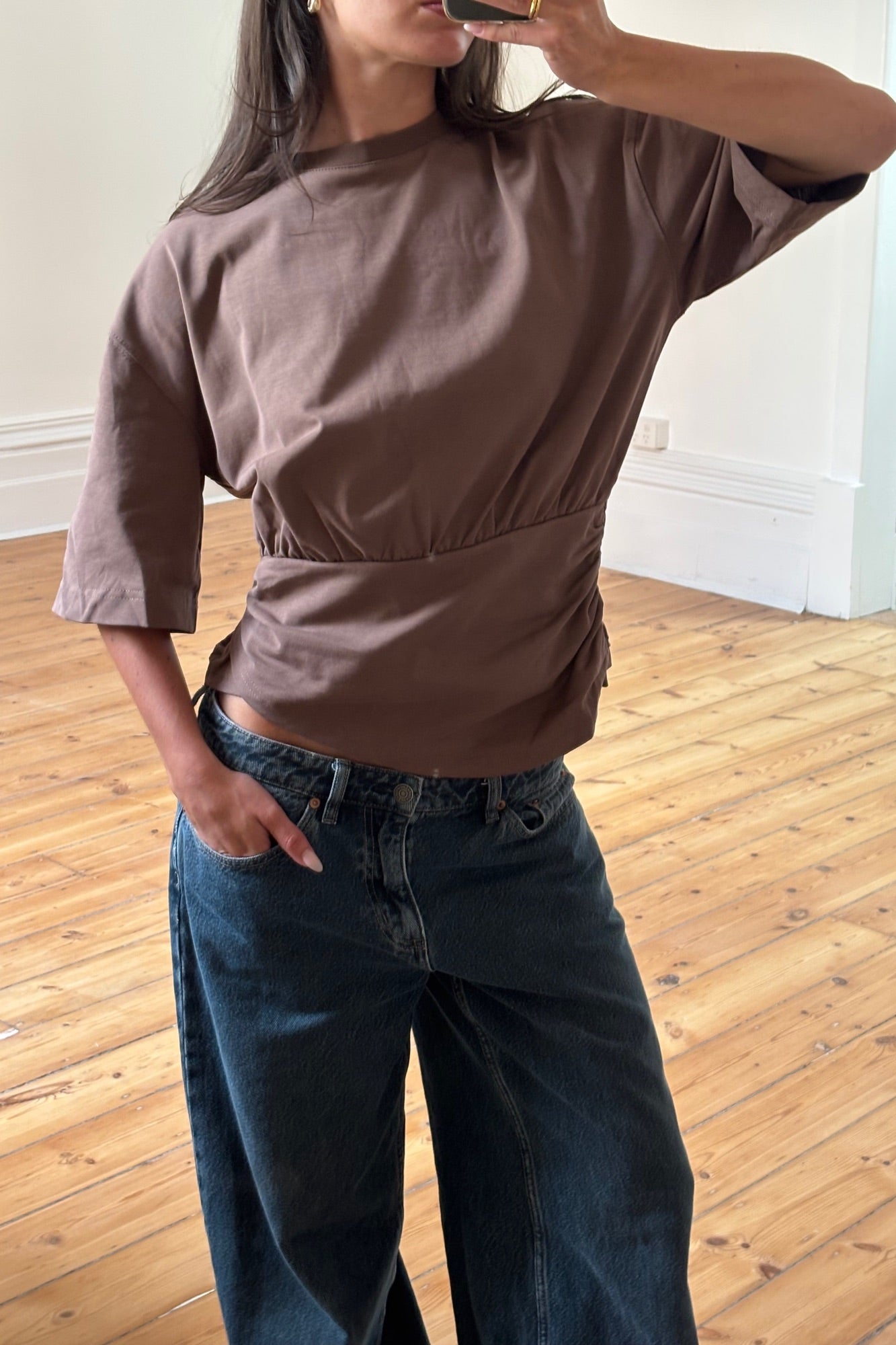 Delani Tee Hazelnut