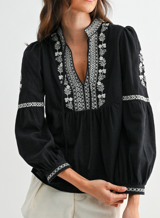 (SALE) Highs & Lows Blouse (Black)